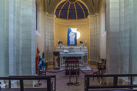 Interno della Cappella della Madonna di Fatima