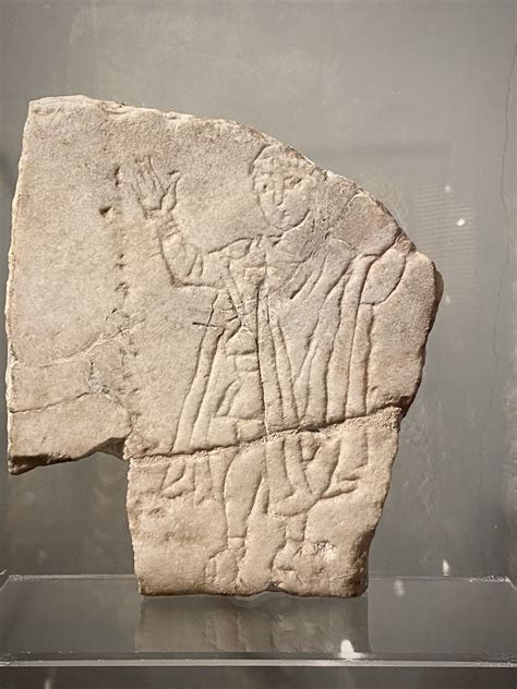 Schema dell'evoluzione del gesto dell'orante dall'antichità classica all'arte paleocristiana