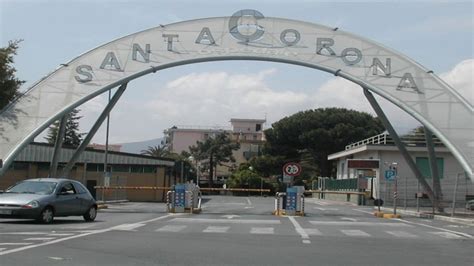 Foto panoramica dell'Ospedale Santa Corona di Pietra Ligure