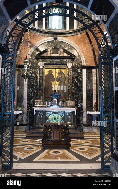 reliquiario di San Francesco di Paola e cappella degli Spinelli