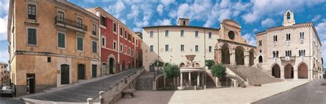 Veduta d'insieme della frazione di Ceriara a Priverno dove sorge il Santuario della Madonna di Mezzagosto