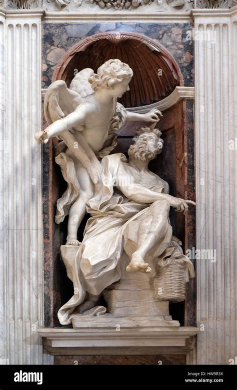 statua del Bernini raffigurante Abacuc e l'Angelo nella Cappella Chigi