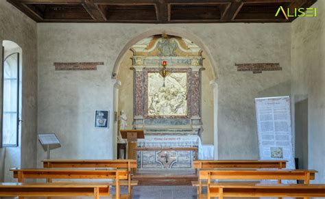Interno della cappella dove morì San Tommaso d'Aquino nell'Abbazia di Fossanova