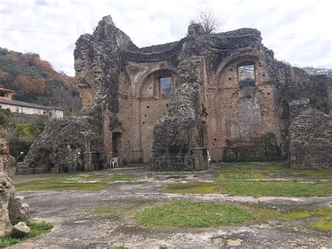 Fotografia delle rovine del Convento di San Domenico a Soriano Calabro
