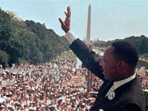 Foto della March on Washington con Martin Luther King Jr. al Lincoln Memorial