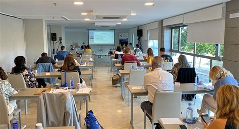 Rosario Galli in un seminario o evento accademico