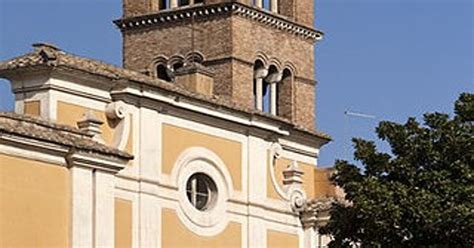 Foto del campanile romanico di San Sisto Vecchio