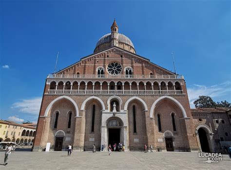 Facciata della Basilica di Sant'Antonio a Padova