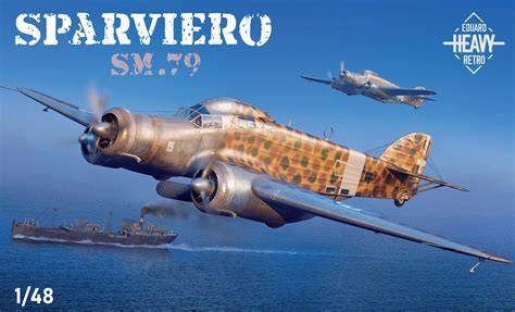 Un S.M.79 Sparviero ammarato in acqua con danni visibili