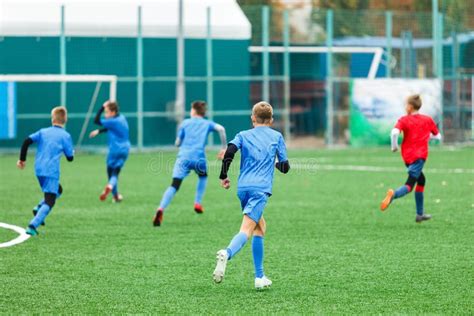 Foto di giovani calciatori sul campo sportivo parrocchiale di Martellago
