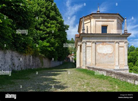 Panorama del Sacro Monte di Varese con le sue cappelle