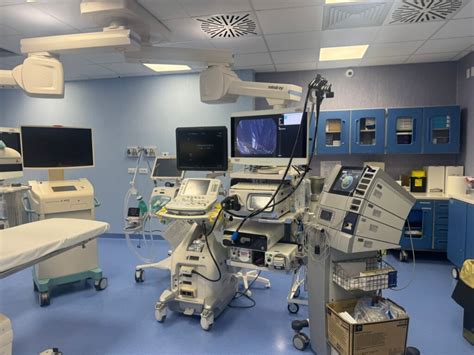 Immagine di una sala endoscopica moderna