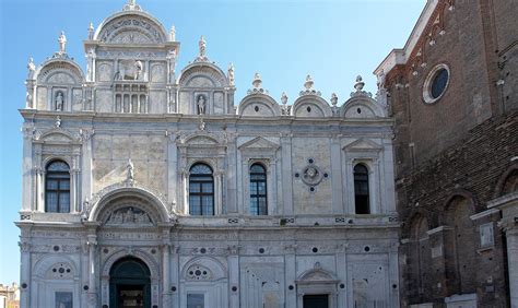 Veduta esterna dell'Ospedale Civile Santi Giovanni e Paolo a Venezia