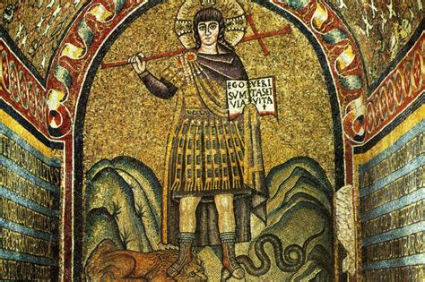 Dettaglio del mosaico di Cristo soldato vittorioso nel vestibolo della Cappella di Sant'Andrea