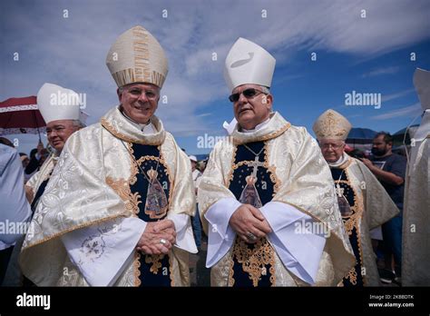 Cerimonia di beatificazione di Peter To Rot da parte di Giovanni Paolo II
