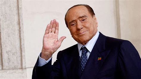 Foto di Rosario Crocetta e Silvio Berlusconi che ridono a Montecitorio