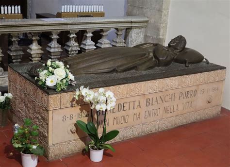 Foto della tomba di Benedetta Bianchi Porro