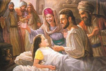 Gesù tiene per mano la figlia di Giairo appena risuscitata, con i genitori sorridenti