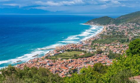 Veduta panoramica della costa Cilentana e delle baie di Castellabate