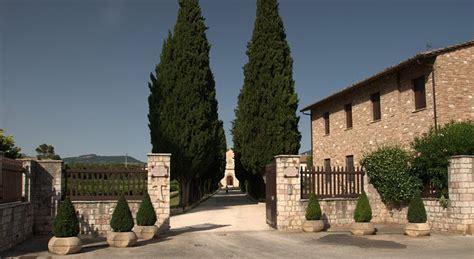 Vista panoramica della Casa Madonna delle Rose con il suo parco circostante