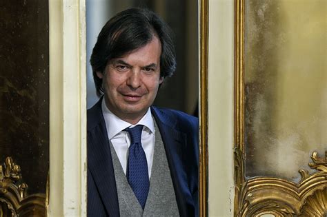 Cronologia della carriera bancaria di Carlo Messina