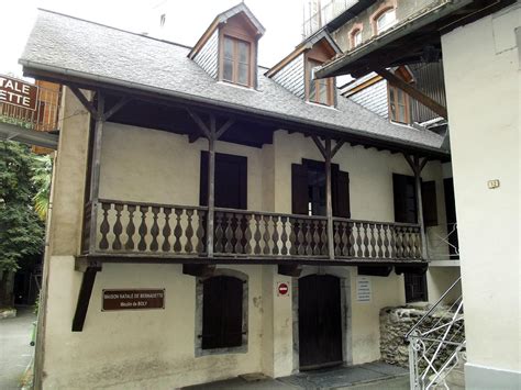 Foto del Moulin de Boly, casa natale di Bernadette