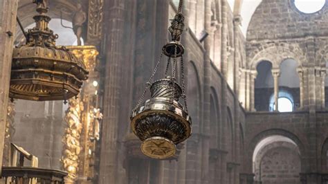 Schema tecnico del funzionamento del Botafumeiro all'interno della Cattedrale