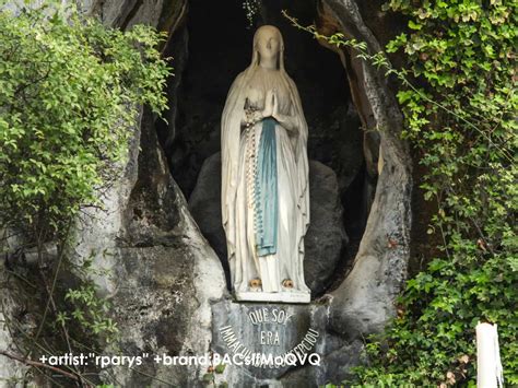 Illustrazione artistica della prima apparizione della Madonna a Santa Bernadette nella Grotta di Massabielle