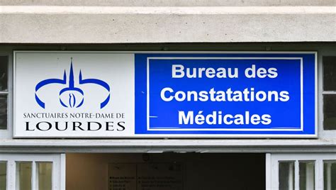 Tavola illustrativa o foto storica del Bureau des Constatations Médicales a Lourdes