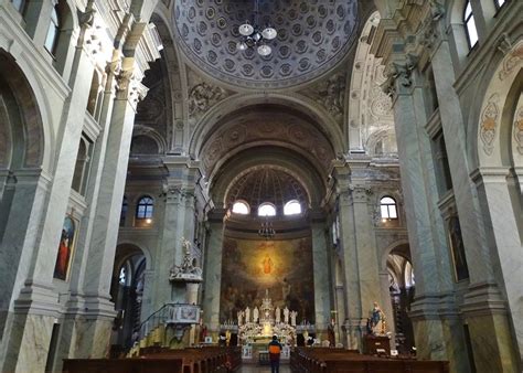 Vista esterna della Chiesa di Santa Maria Maggiore a Trieste
