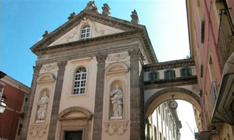 Foto della facciata della Chiesa SS. Annunziata di Capua dopo il restauro