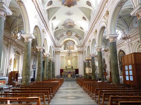 Interno della Chiesa Madre di Tramutola