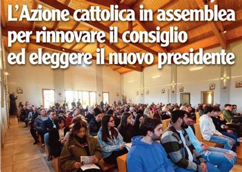 Foto dell'Assemblea diocesana di Azione Cattolica a Rimini, momento di incontro e preghiera tra i membri dell'associazione.