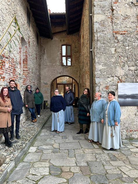Illustrazione del miracolo dei Sassi Ballerini all'Eremo di Santa Caterina