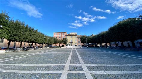 Foto aerea di Albano Laziale con indicazione della Cattedrale e di Piazza Pia