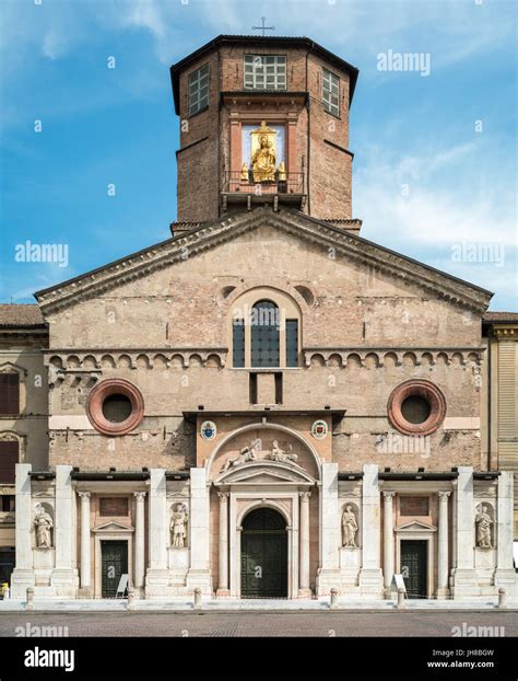 panoramica del Duomo di Reggio Emilia