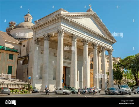 Foto della Curia Vescovile o della Cattedrale di Chiavari in Piazza N.S. dell'Orto