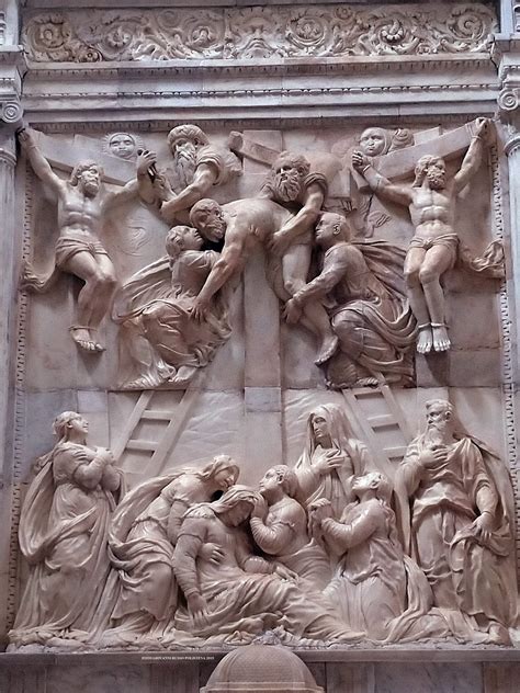Dettaglio della pala marmorea della Deposizione sull'Altare Maggiore