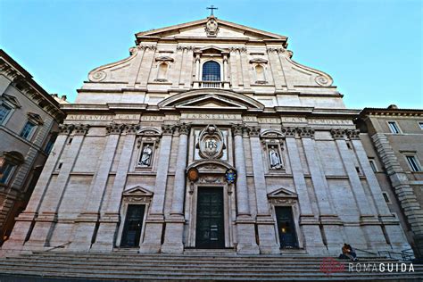 foto di una chiesa italiana