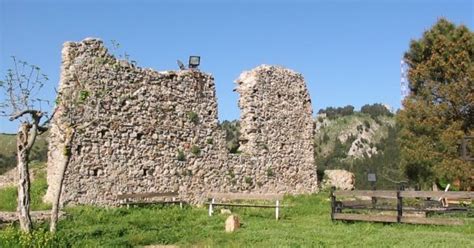 Panorama dei ruderi del castello di Tiriolo