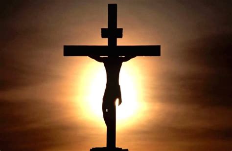 Gesù crocifisso come simbolo del sacrificio unico e perfetto