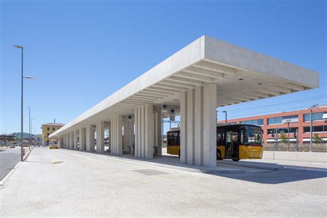 Schema architettonico della nuova stazione intermodale di Santiago