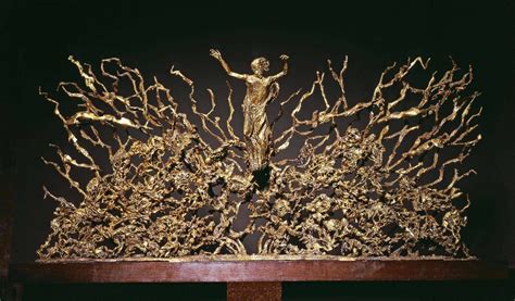 Scultura La Resurrezione di Pericle Fazzini nell'Aula Nervi in Vaticano