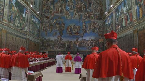 Cardinali elettori riuniti in Conclave, Cappella Sistina