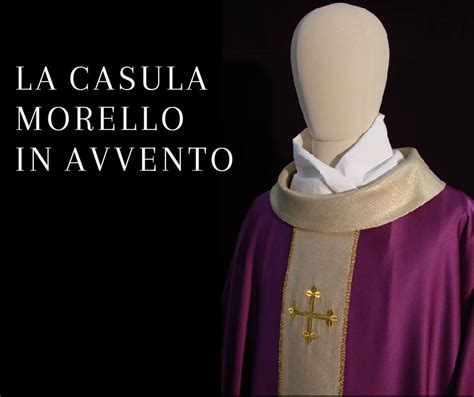 Foto di un piviale o casula di colore morello