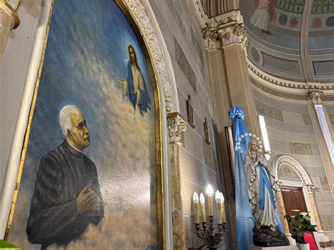 Statua della Madre della Divina Provvidenza venerata da Don Orione