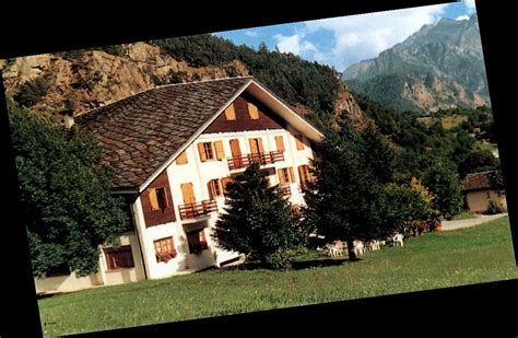 Ragazzi e giovani partecipanti alle attività della Casa Alpina di Brusson