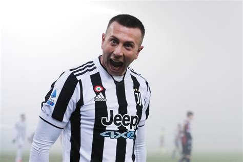 Federico Bernardeschi con la maglia della Juventus
