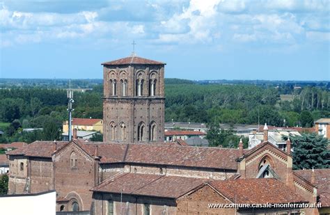 Architettura esterna della Chiesa di San Domenico a Casale Monferrato