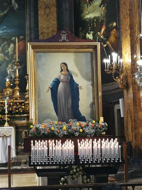 Foto della processione del quadro della Madonna del Miracolo a Roma